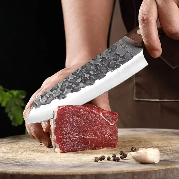 Kazami Akira – Couteau de Chef Forgé à la Main